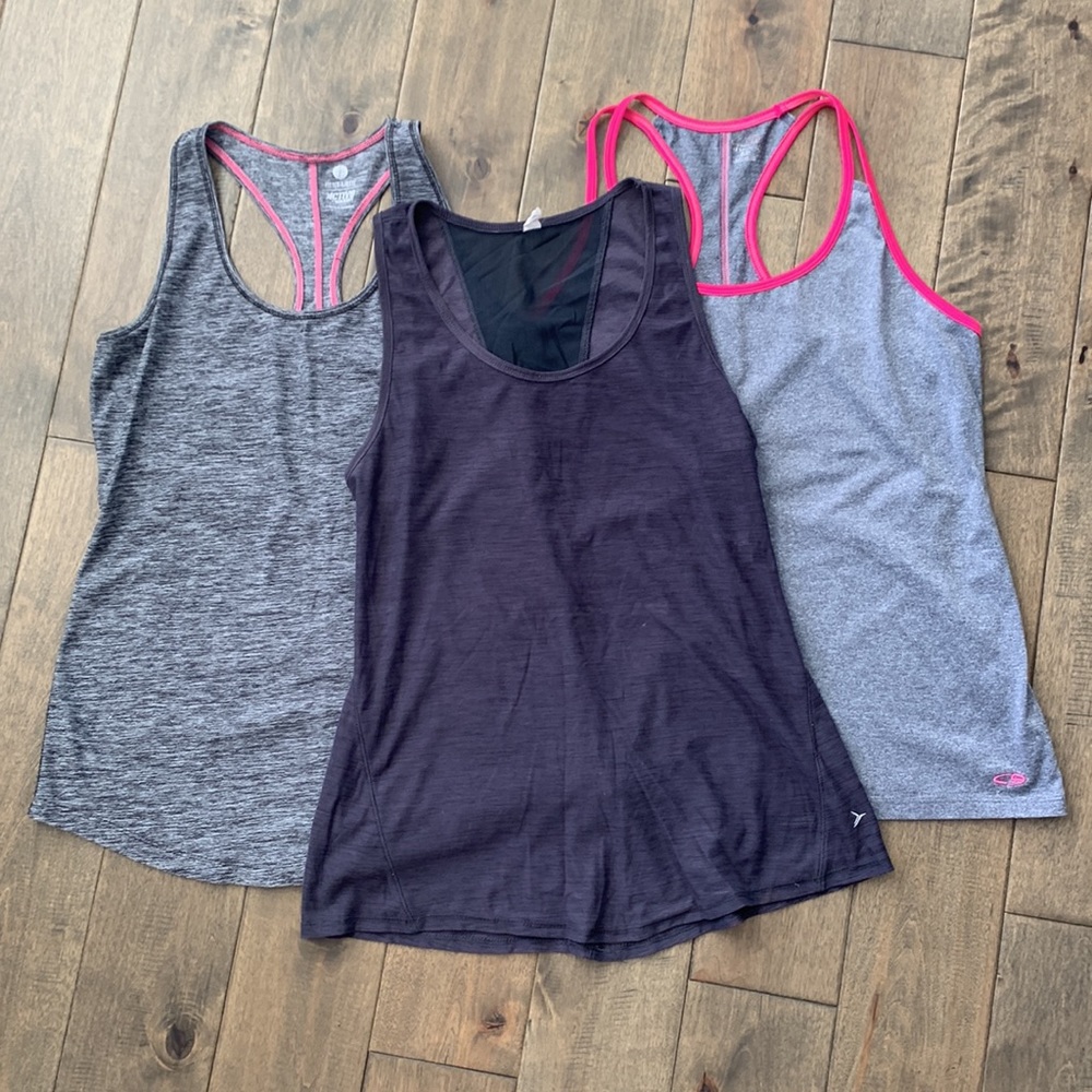THREE Athleisure Tank Bundle